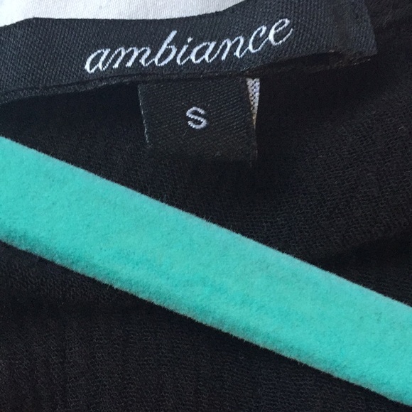 Small black romper 🖤 - Picture 2 of 3